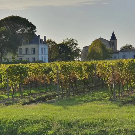 Le Logis D'epargnes And Bed & Breakfast