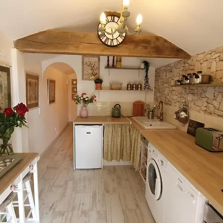 Bed & Breakfast Le Logis D'epargnes And *
