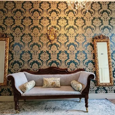 Bed & Breakfast Le Logis D'epargnes And *