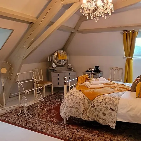 Le Logis D'epargnes And Bed & Breakfast Epargnes