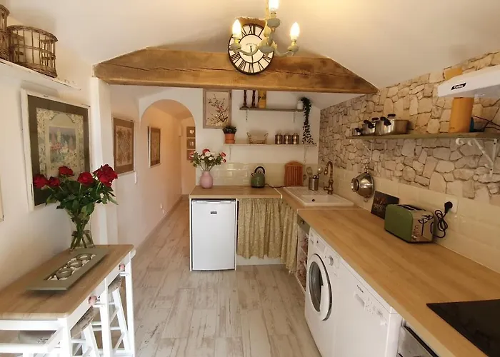 Bed and breakfast Le Logis D'epargnes And 4*